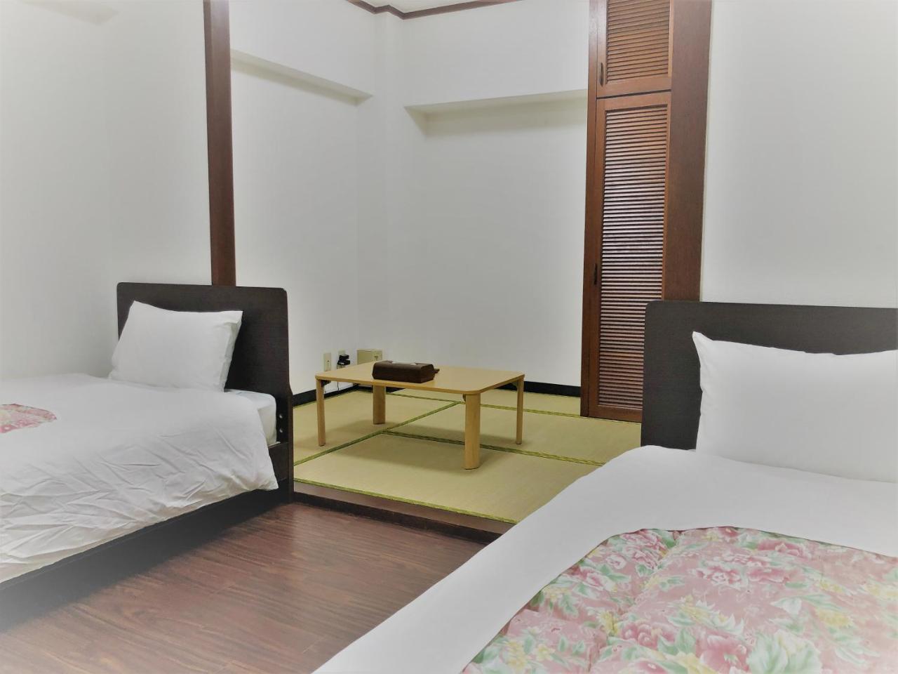 Sunset Hills Inn Naha Zewnętrze zdjęcie
